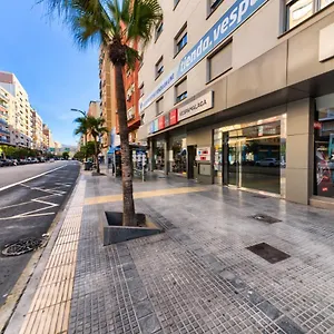 Apartment Holidays2malaga Salitre Cerca Estacion Ave & Fibra Wifi, Malaga
